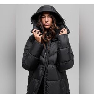 NEW Alo Gold Rush Puffer trench size XS